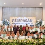 Perdana, SDS Islam Ulul Albab Gelar Acara Pelepasan Kelas 6 di Cianjur Hall